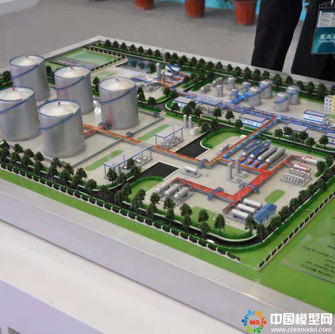 樓盤沙盤模型制作、別墅沙盤模型制作、城市規(guī)劃沙盤制作、建筑模型設(shè)計(jì)制作、工業(yè)模型設(shè)計(jì)制作、數(shù)字多媒體沙盤制作