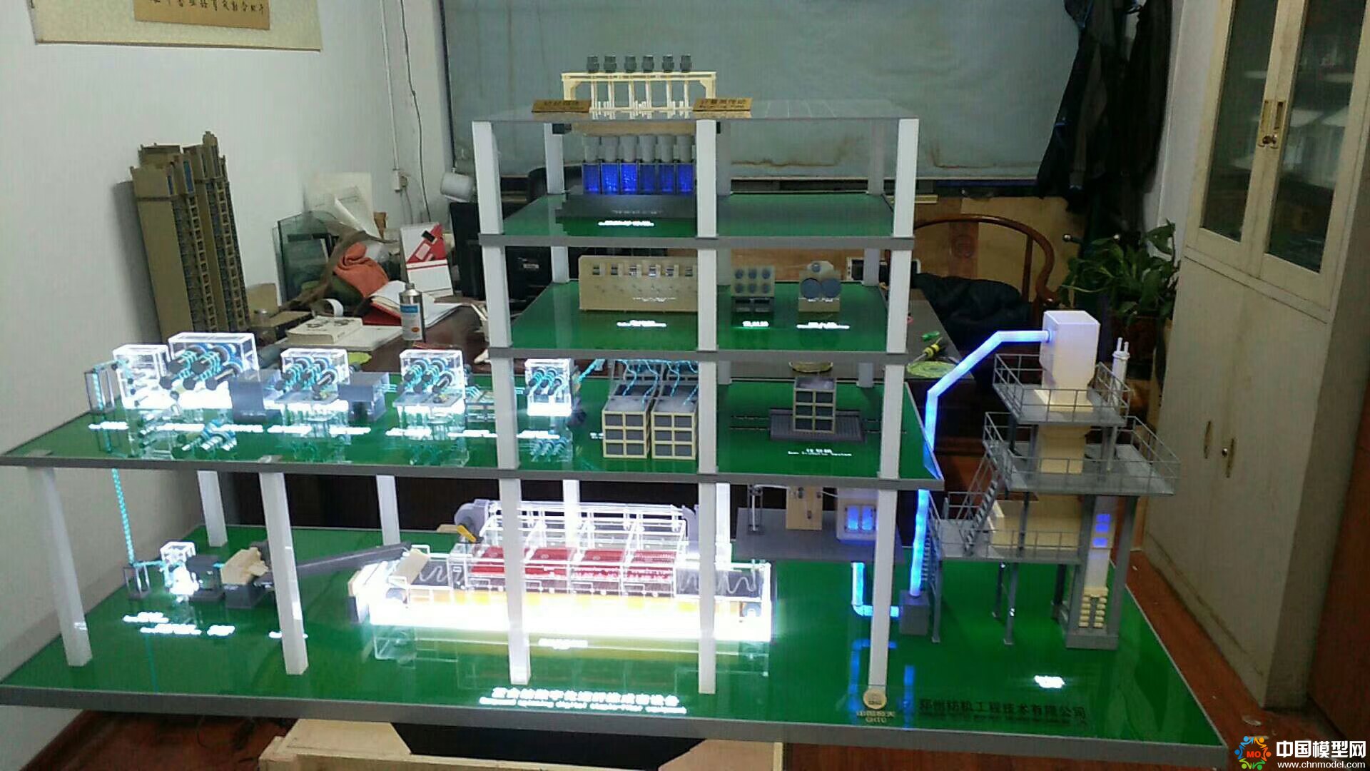 樓盤沙盤模型制作、別墅沙盤模型制作、城市規(guī)劃沙盤制作、建筑模型設(shè)計(jì)制作、工業(yè)模型設(shè)計(jì)制作、數(shù)字多媒體沙盤制作